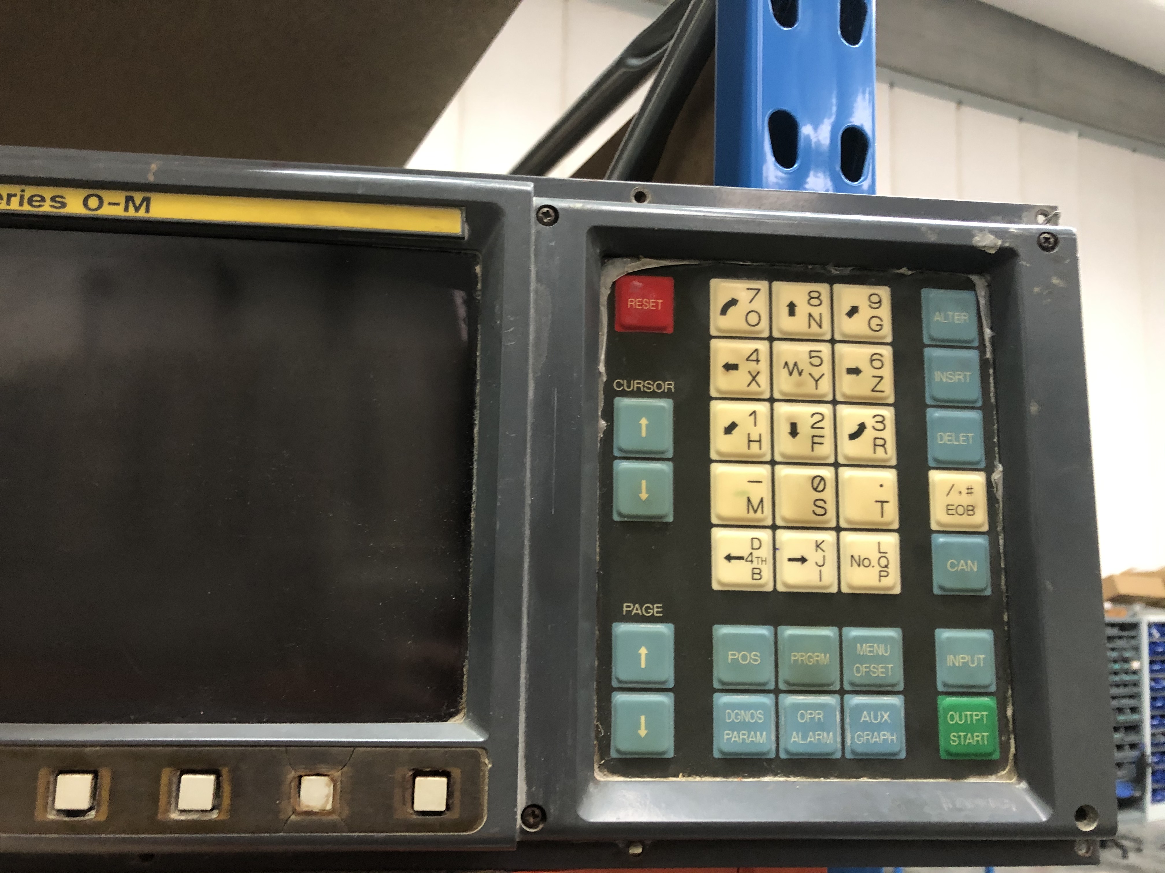 Fanuc Pupitre de commande numérique Series 0-M A02B-0099-C193 + écran A61C-0001-0093